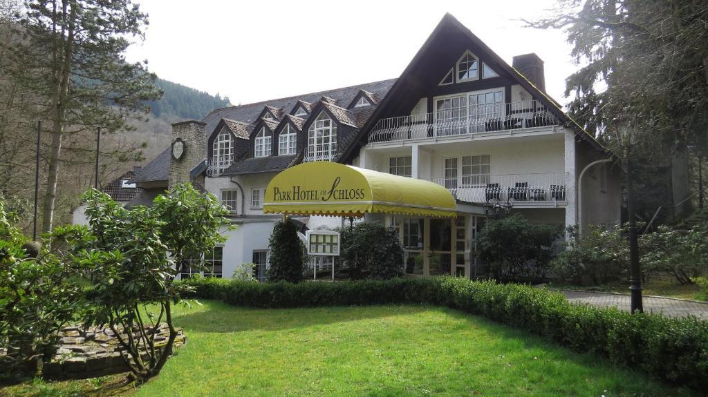 Park Hotel Am Schloss Ettringen  Kültér fotó